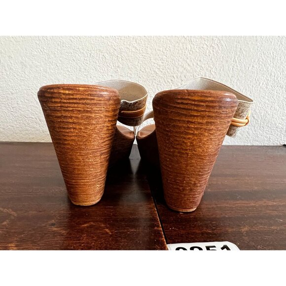 Nine West Italy Brina Wedge Sandals 7M Slip On Brown Stretch Fabric Two Straps - Picture 10 of 13